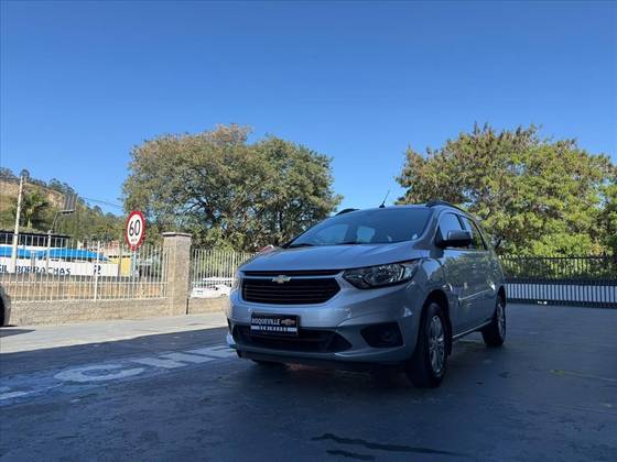 CHEVROLET SPIN 1.8 LT 8V FLEX 4P MANUAL CHEVROLET SPIN 1.8 LT 8V FLEX 4P MANUAL